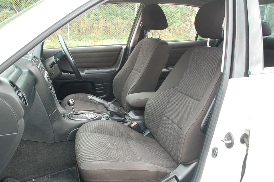 Toyota Altezza 2001 Front Seats