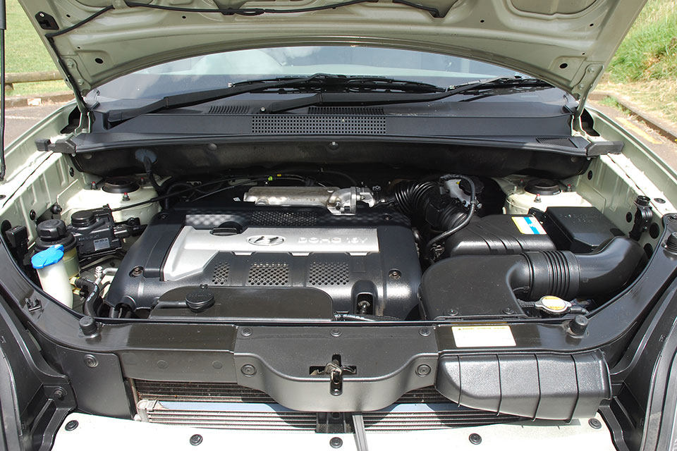 Hyundai Tuscon 2007 Engine