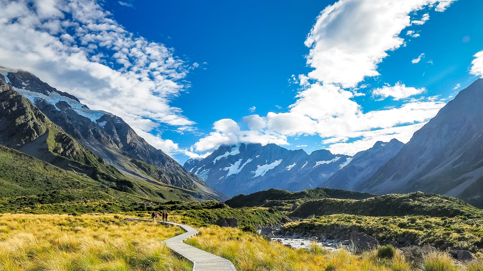 Hiking track in the mountains in New Zealand. 