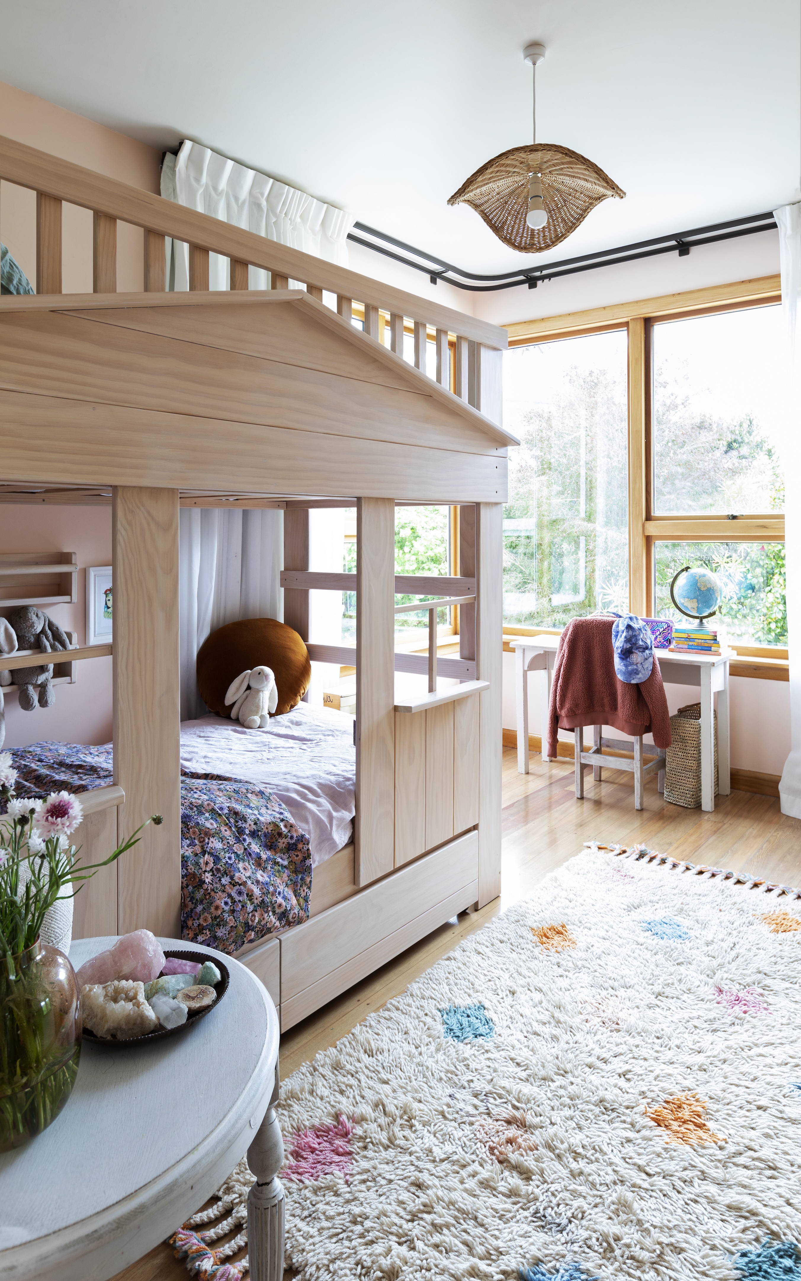 Bedroom with detailed features and a stunning architectural interior