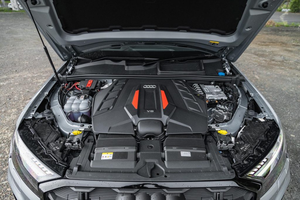 Audi-SQ7-TFSI-engine-wide-shot