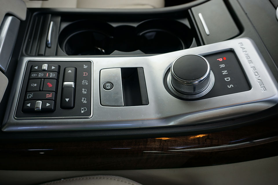 Range Rover 2012 Controls