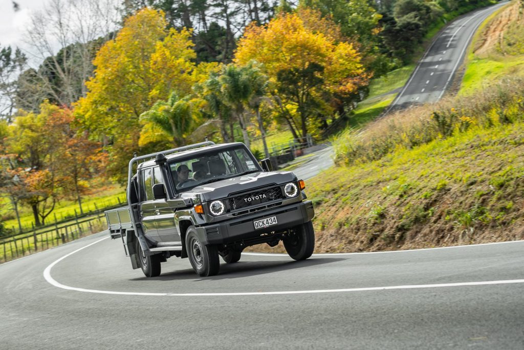 Toyota-Land-Cruiser-70-cornering