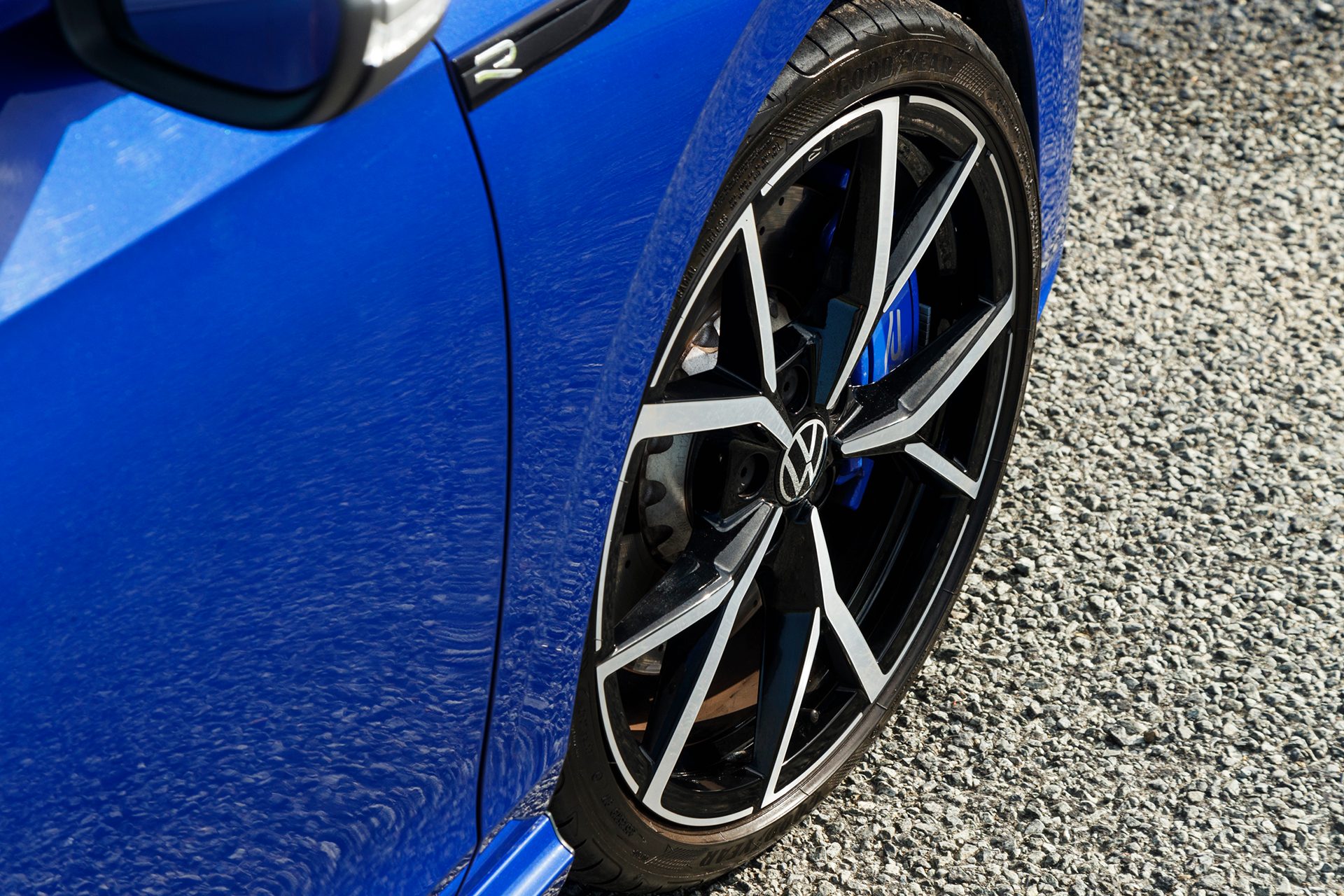 2022 Volkswagen Golf R Wheel