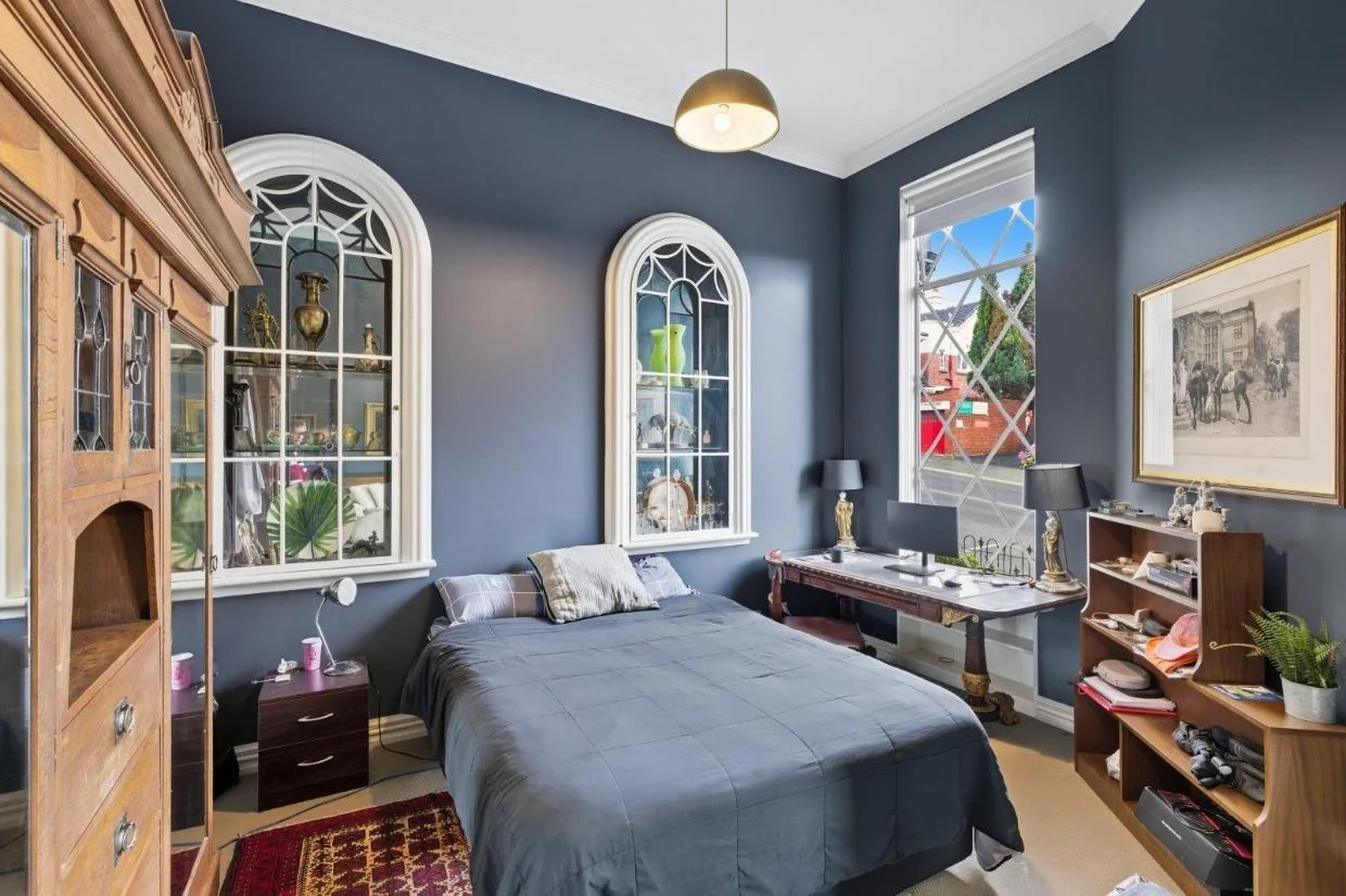 Room in Dunedin Victorian property