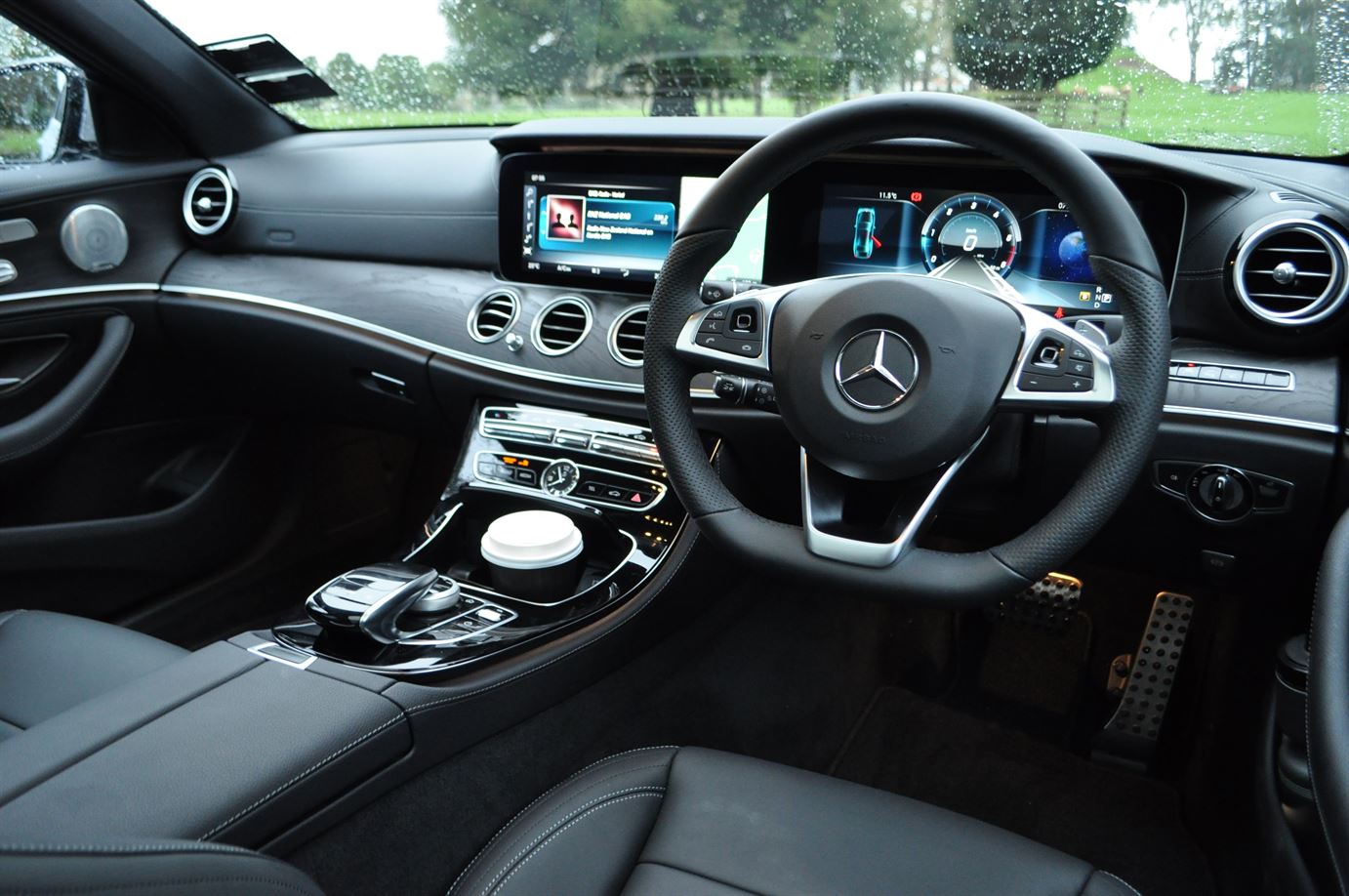 Mercedes-Benz E220d Interior