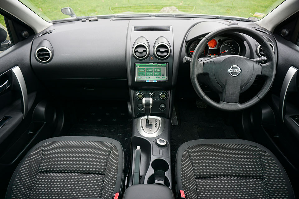 Nissan Dualis 2008 Interior