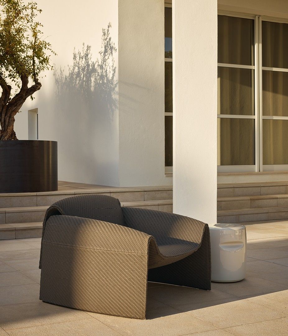 Poliform’s iconic Le Club outdoor armchair by designer Jean Marie Massaud soft inviting curves making it a beautiful addition to any outdoor space. Image: Studio Italia