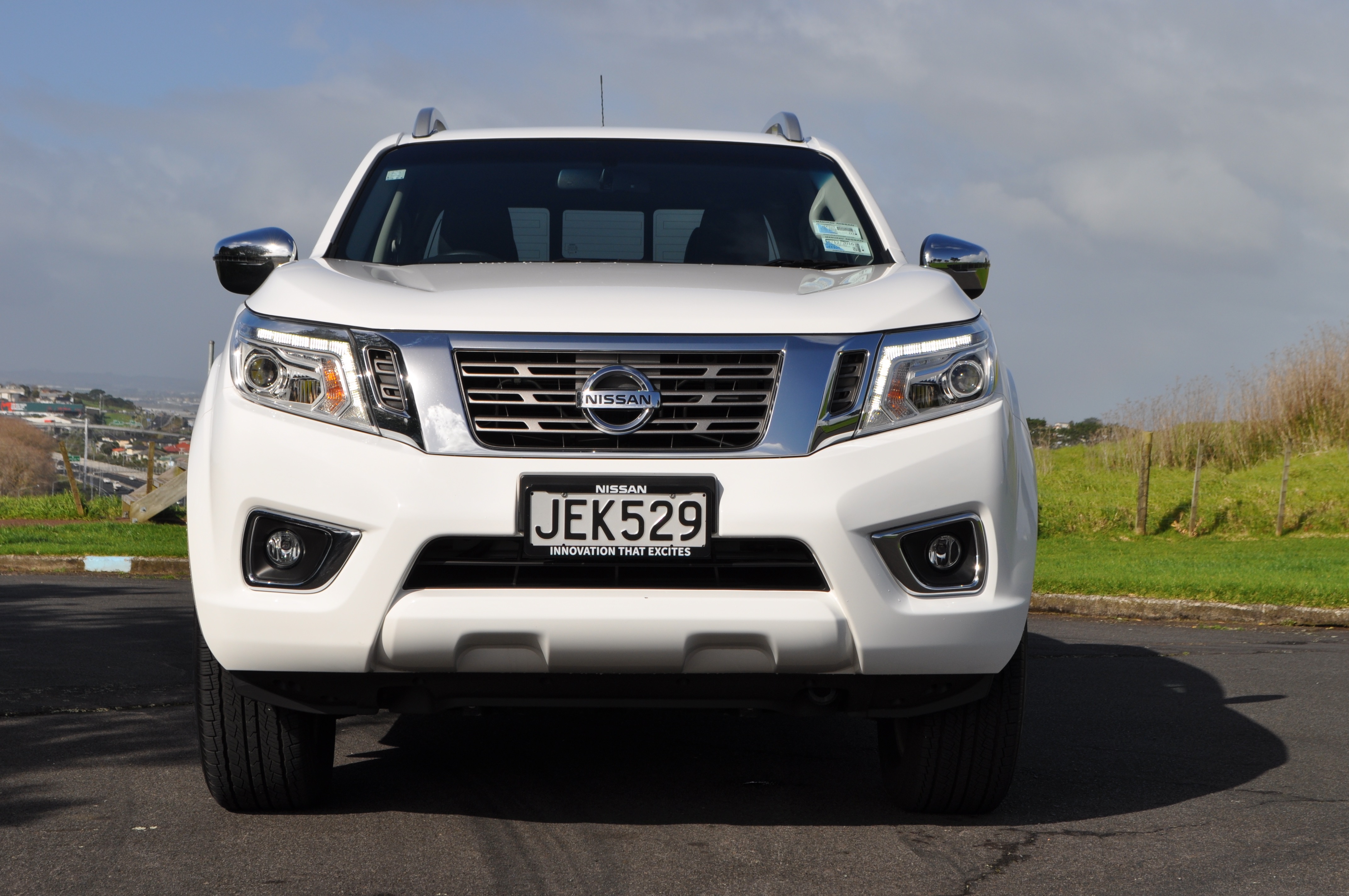 Nissan Navara 2016 Front