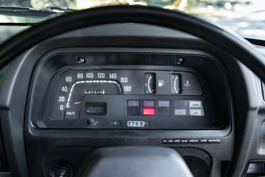 Subaru Brumby 1981 tachometer