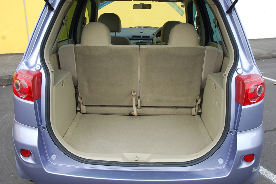 Mazda Demio 2005 Boot