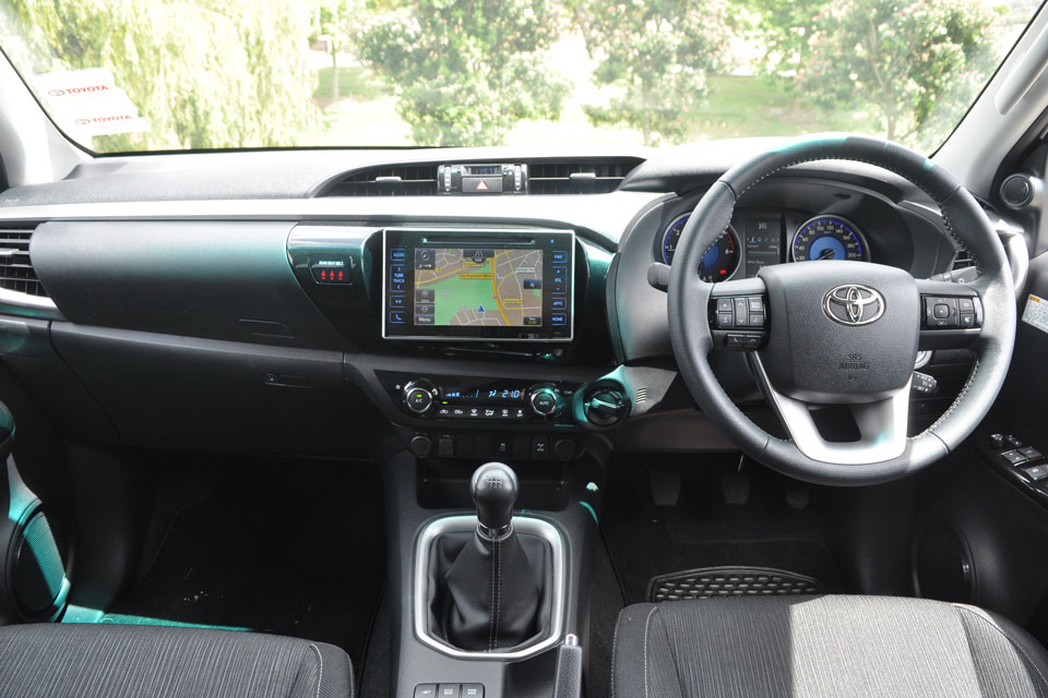 Toyota Hilux 2017 interior