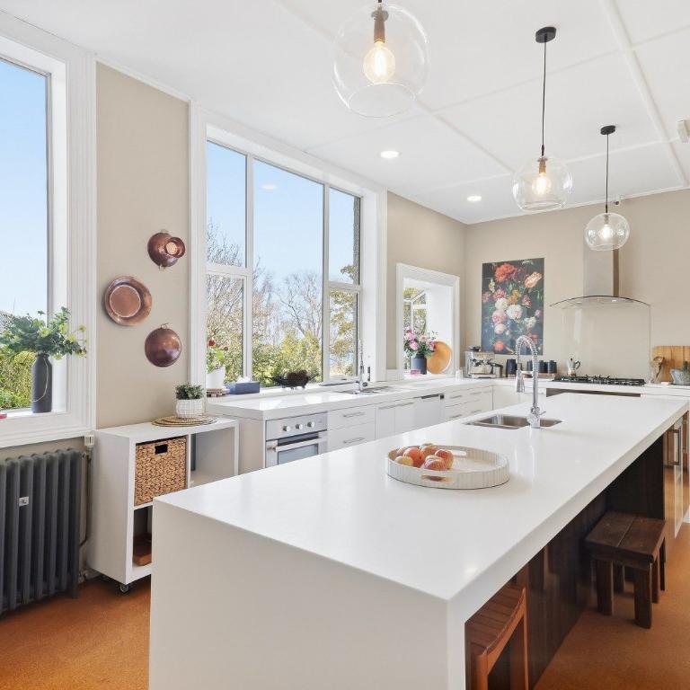 The kitchen has been updated. Photo: BAYLEYS/TRADE ME