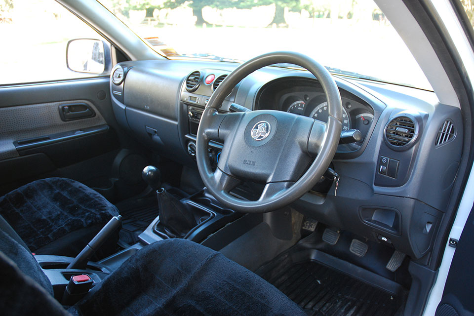 Holden Rodeo 2008 Interior