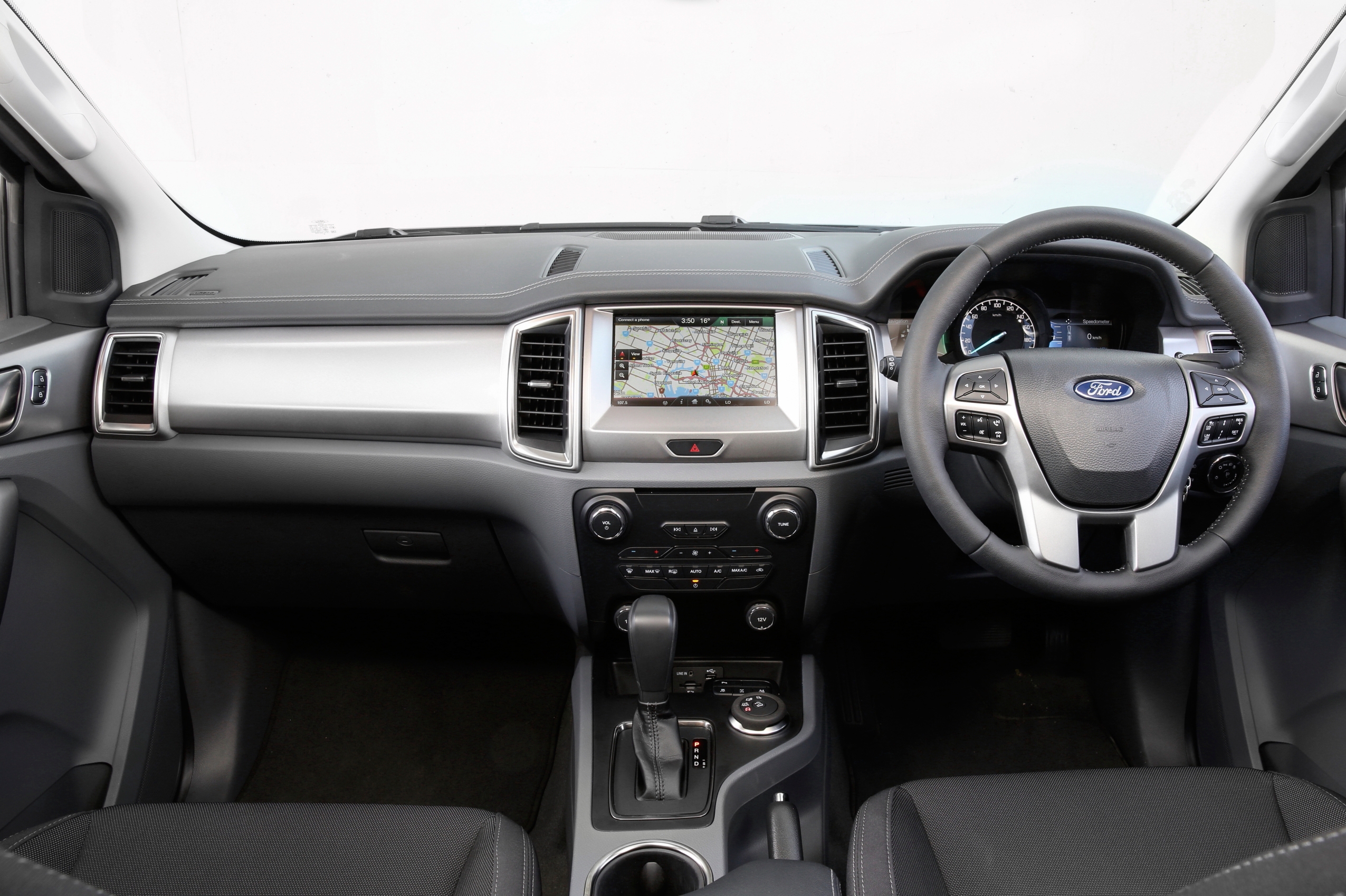 Ford Everest 2016 Interior