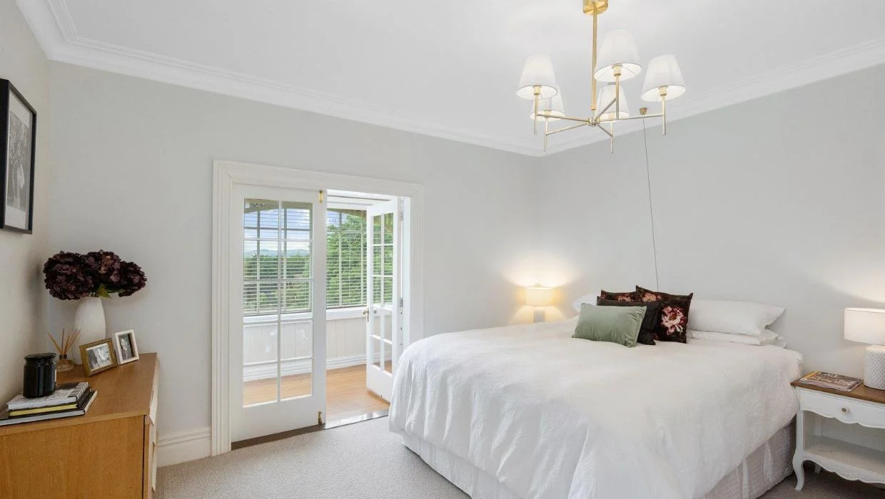 All of the five bedrooms are double rooms.