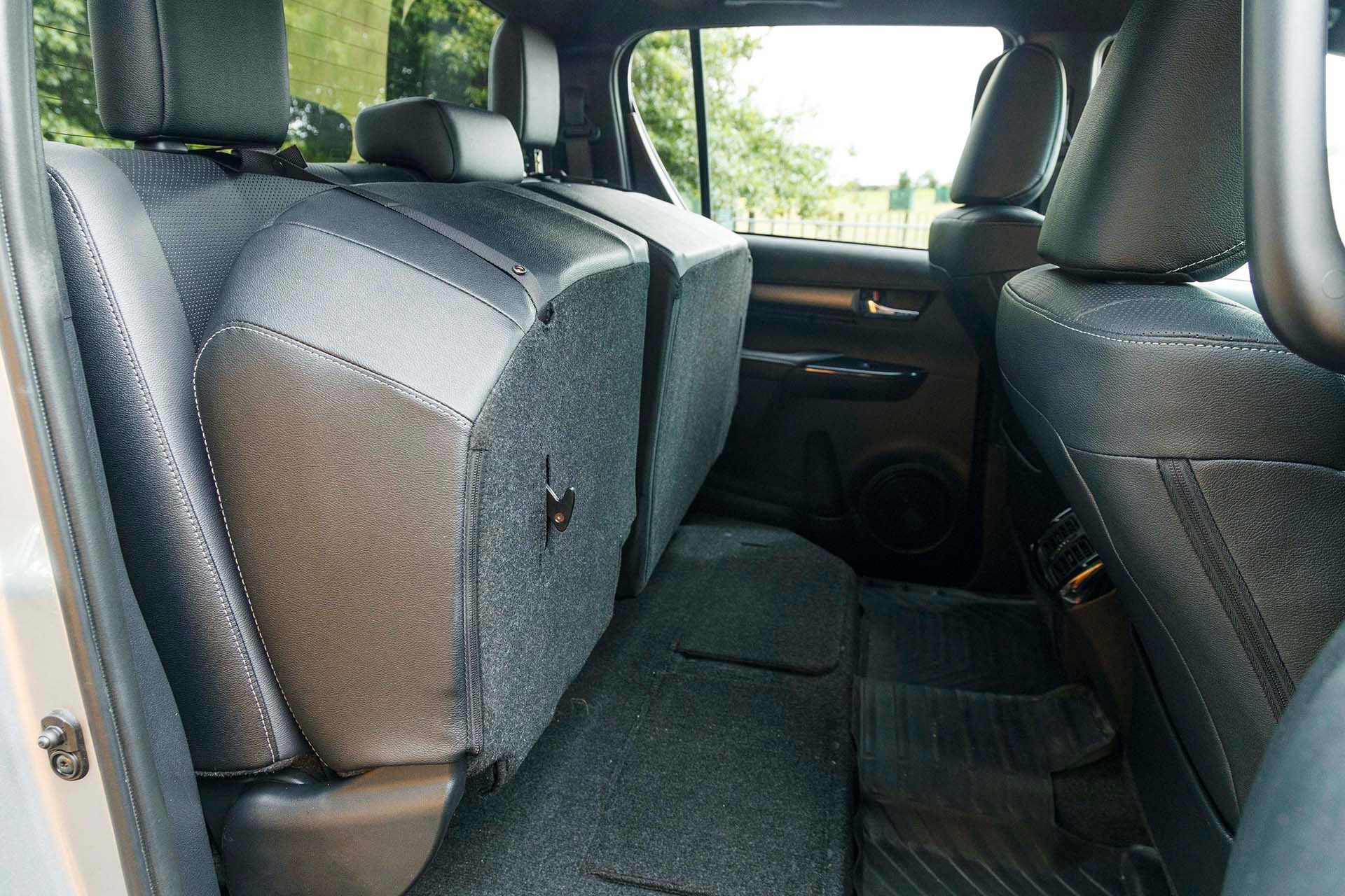 Toyota Hilux SR5 Folded Seat