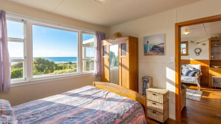 There are two bedrooms. Photo: Property Brokers/TRADE ME
