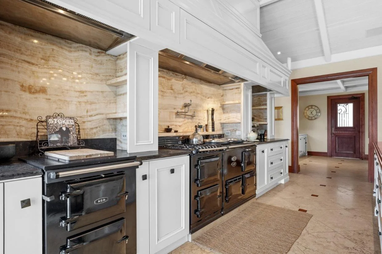 Large kitchen area