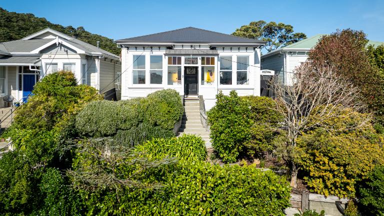 It’s on an elevated site. Photo: LOWE & CO