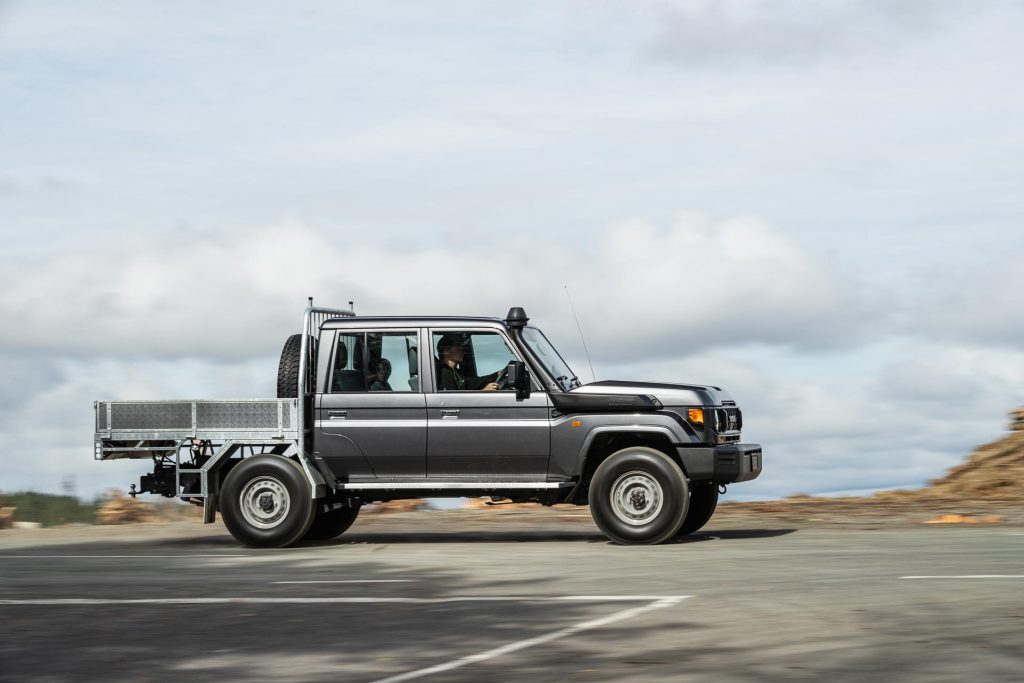  Toyota-Land-Cruiser-70-side-on-panning-shot