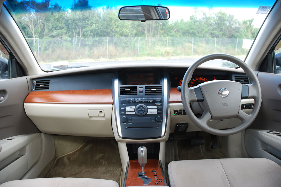 Nissan Teana 2005 Interior
