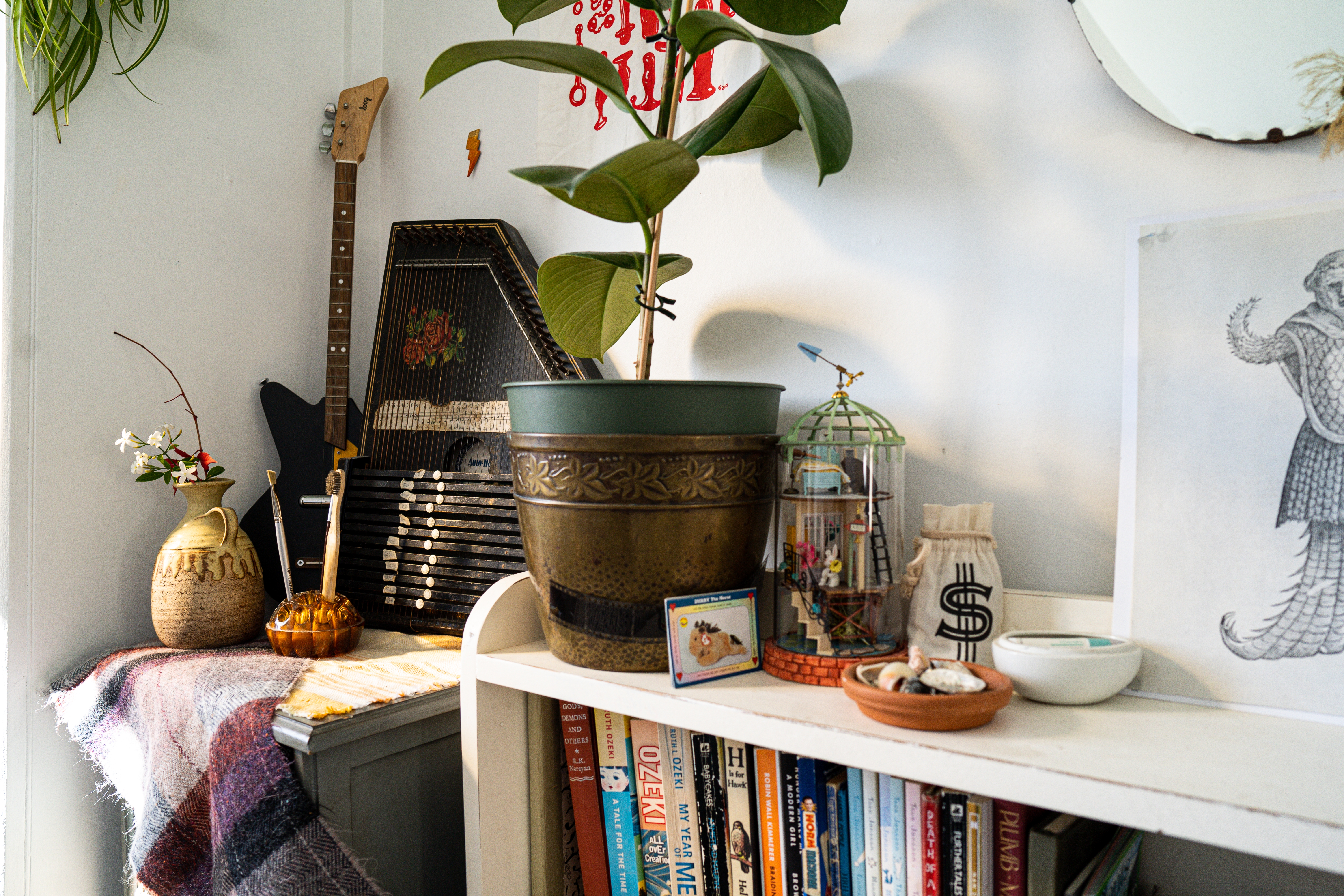 Books and trinkets in the study.