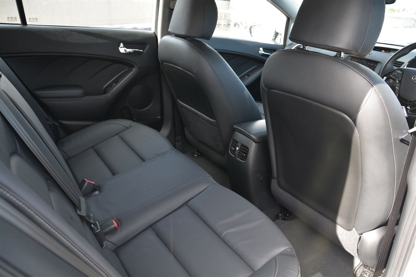 Kia Cerato 2016 Rear Seats