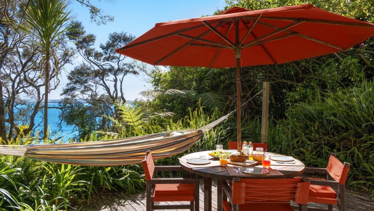 Deck at Snells Beach bach