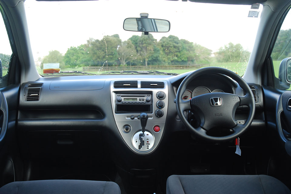 Honda Civic 2005 Interior