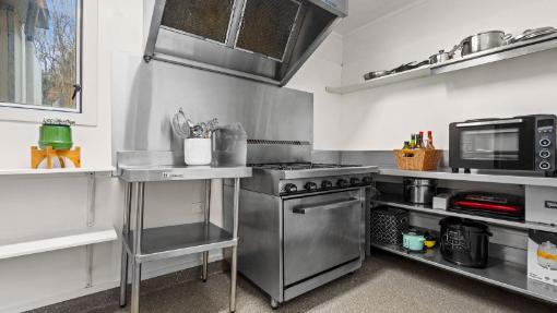 The commerical kitchen remains. Photo: Bayleys/TRADE ME