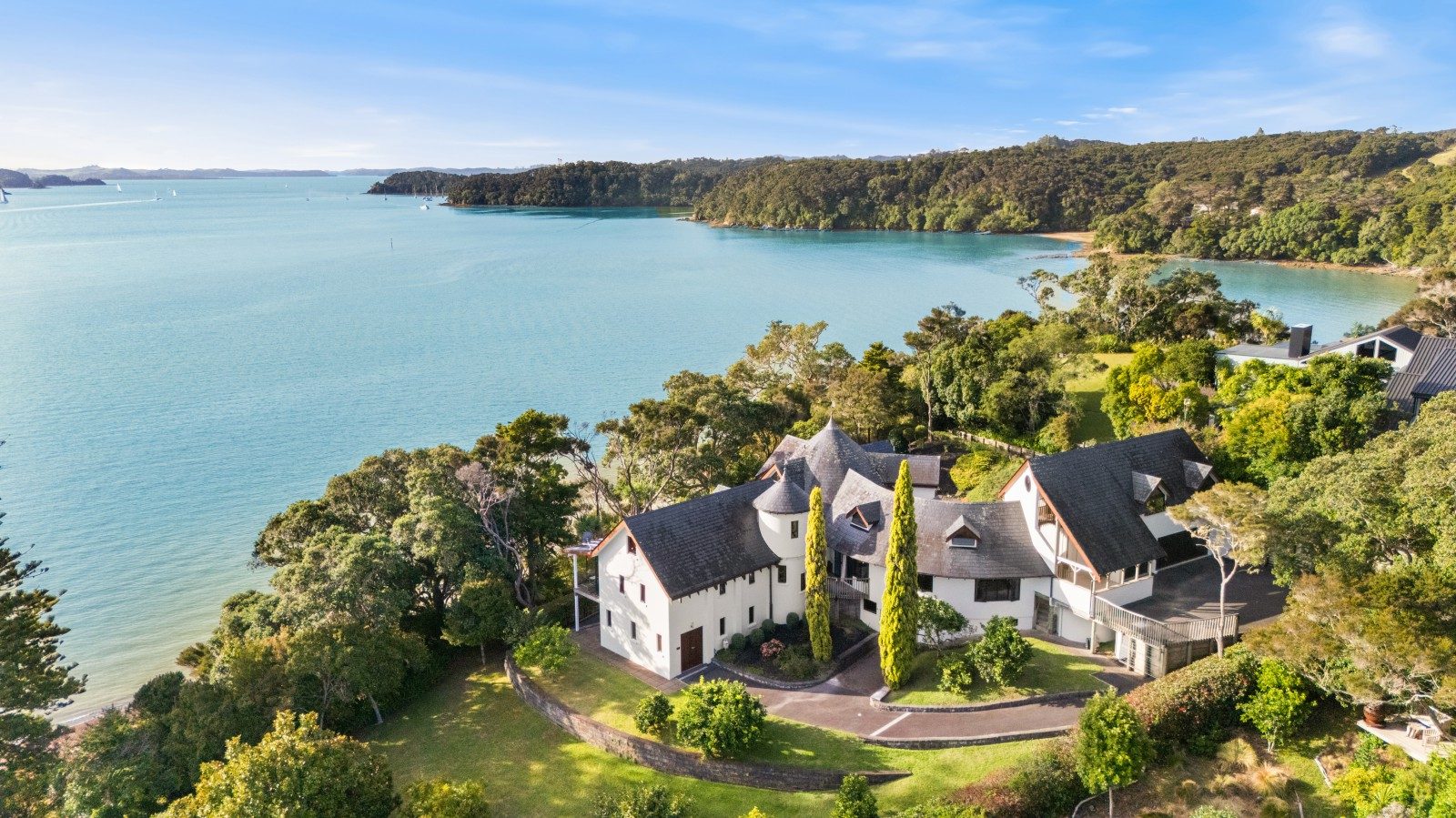 A home by the water in Russell