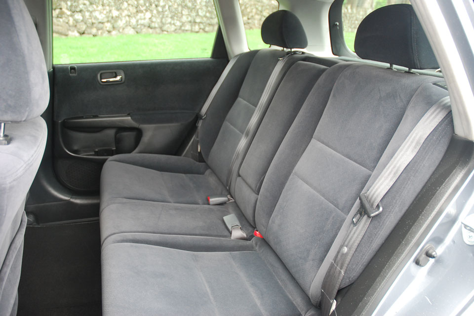 Honda Civic 2005 Rear Seats