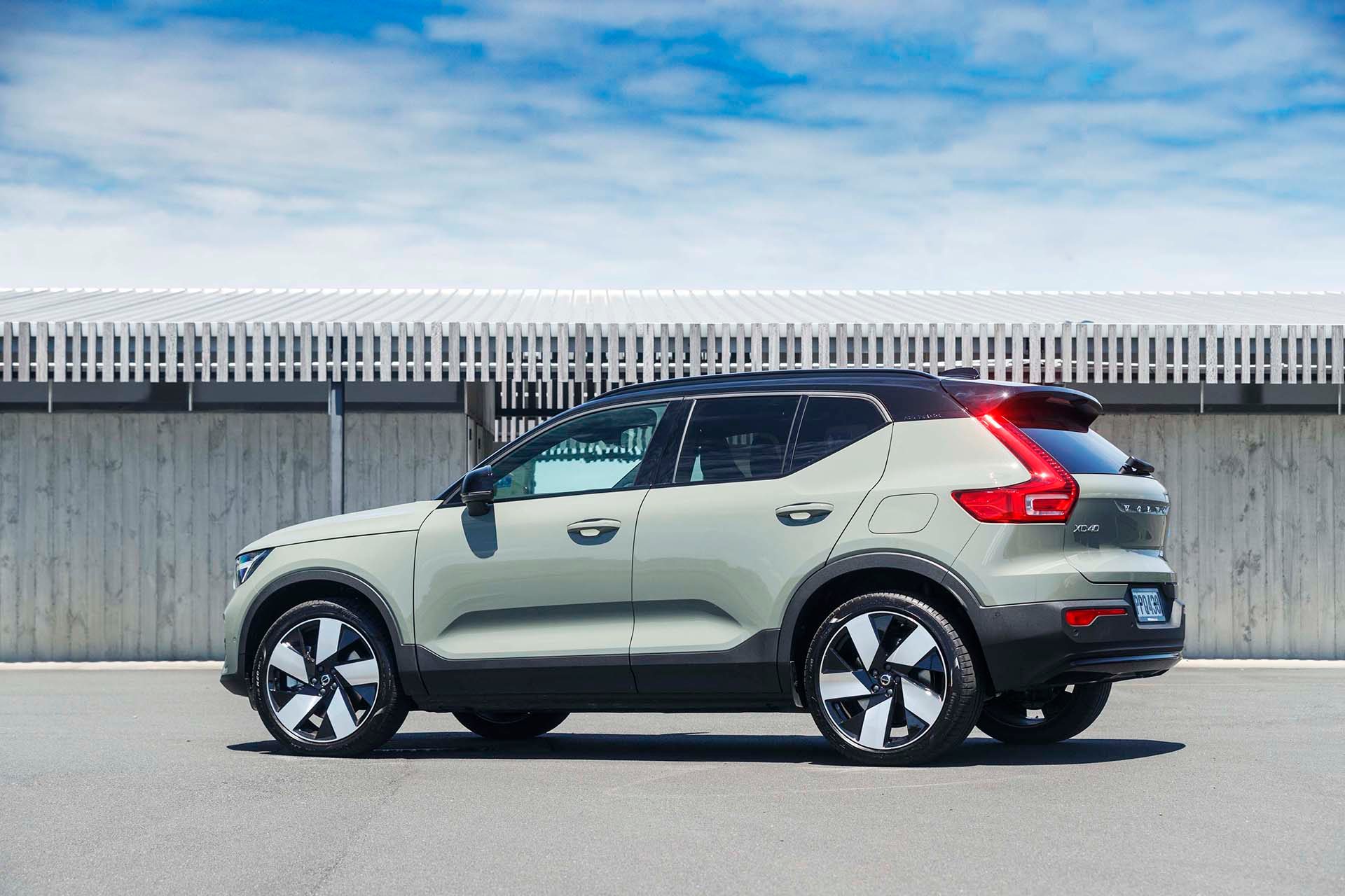 Volvo XC40 Recharge P8 Ultimate Rear Static