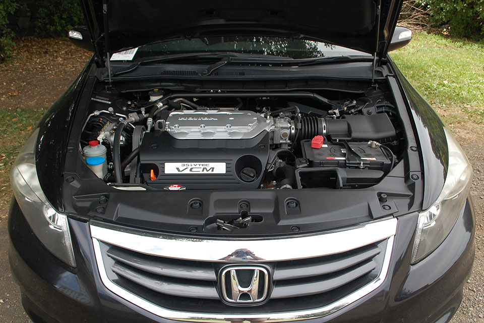 Honda Inspire 2011 Engine