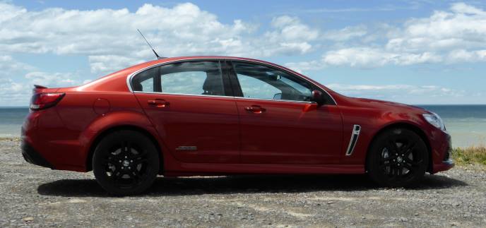 Holden Commodore SSV 2014 Side