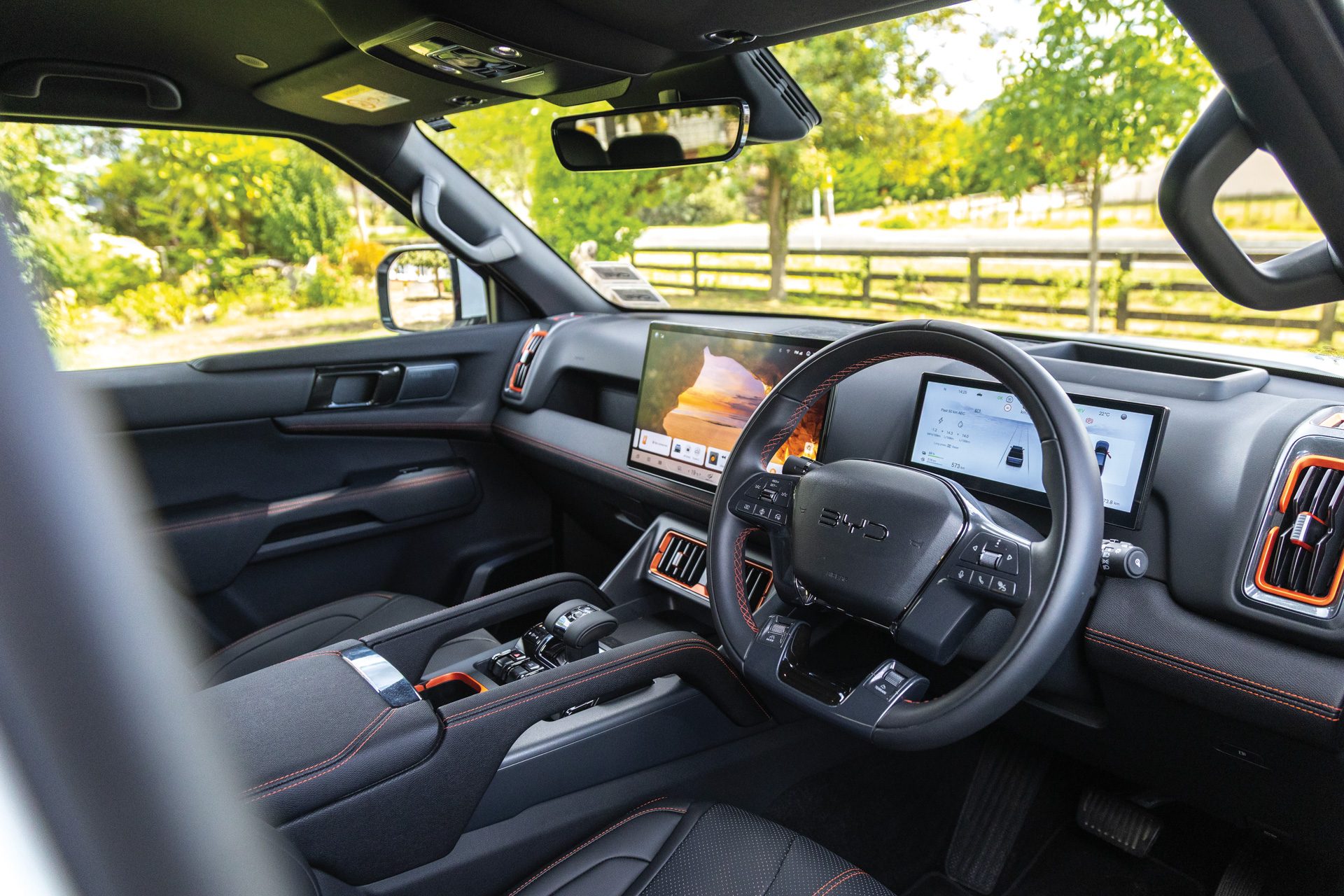 BYD Shark 6 interior