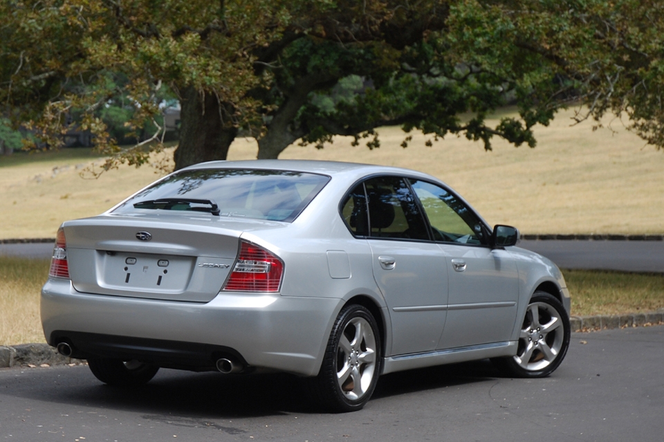 Subaru Legacy 2005 Rear