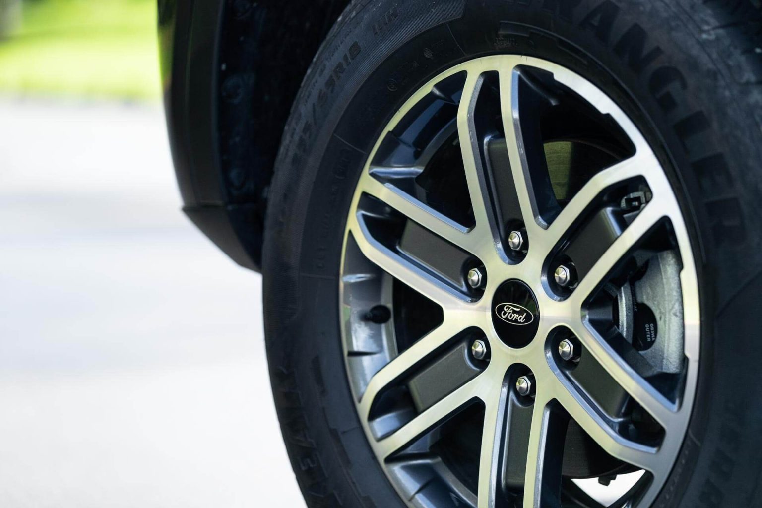 2022 Ford Everest wheel