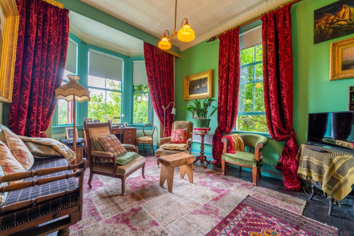 Colourful interior of Oamaru cottage 