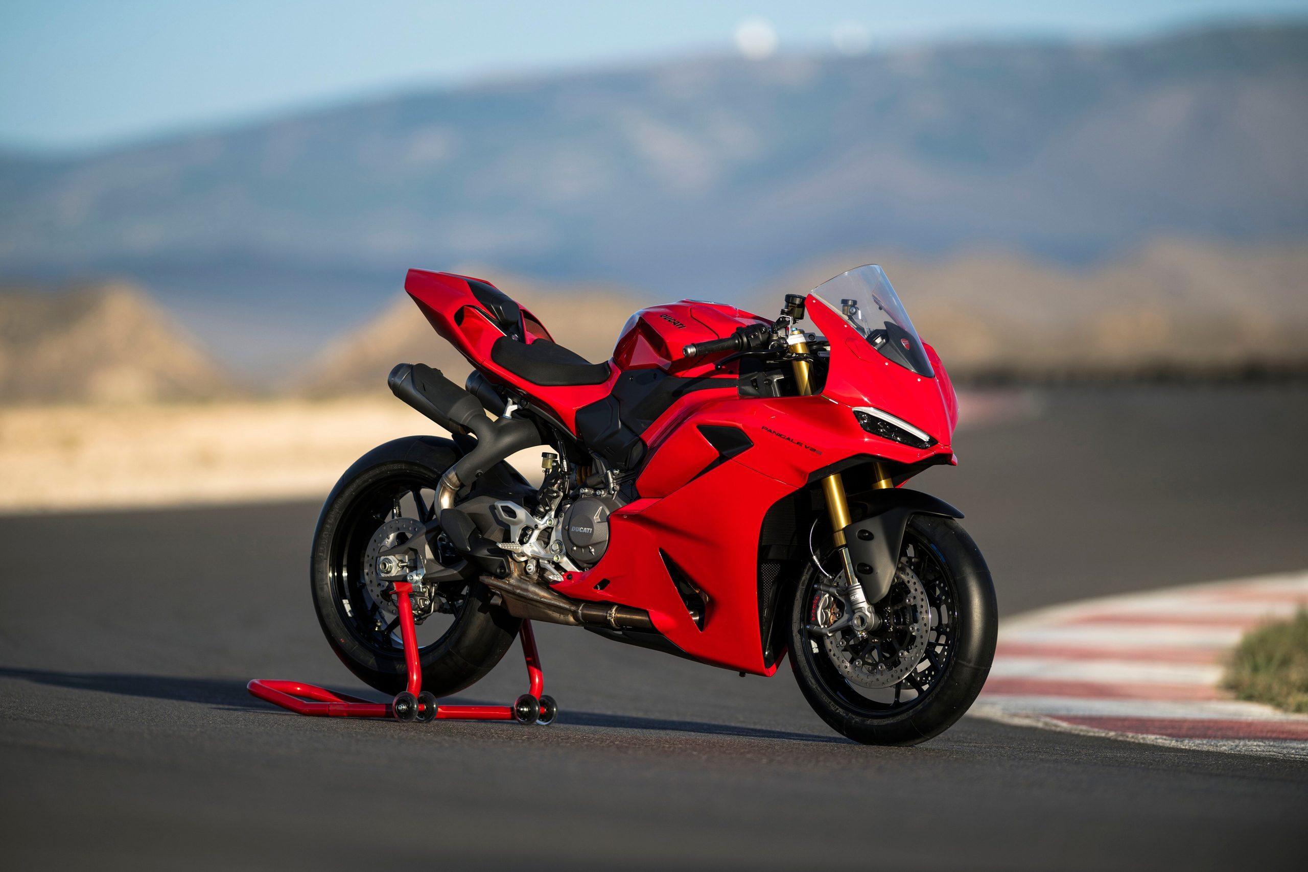 Panigale V2