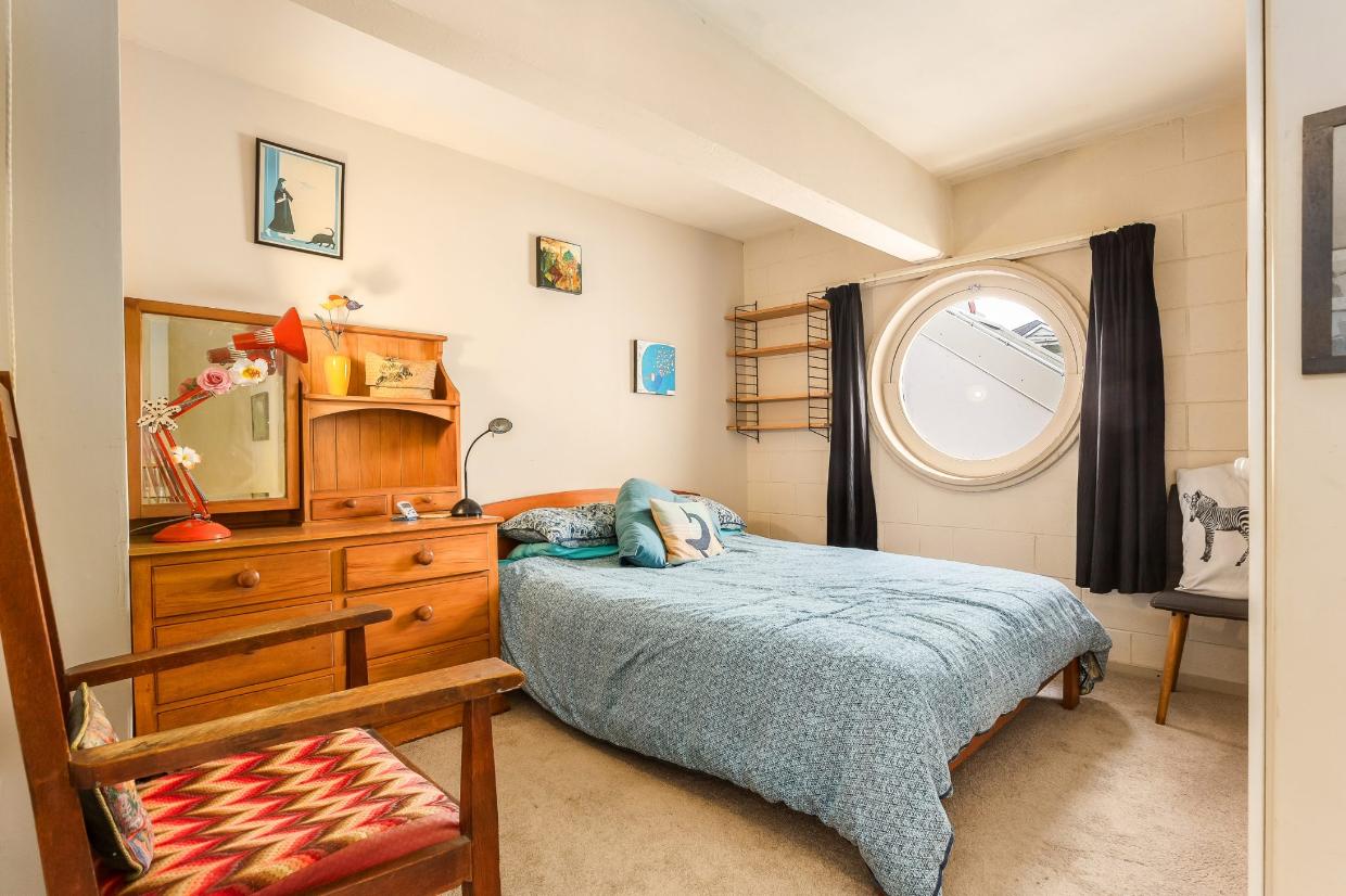 Architect Roger Walker's Park Mews Unit 20 has one bedroom