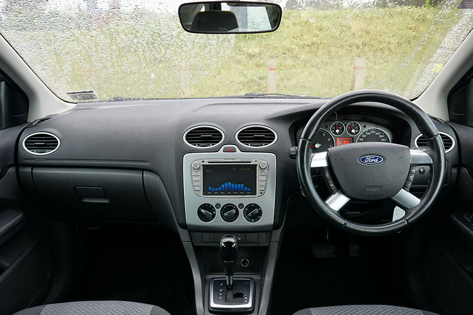 Ford Focus 2007 Interior