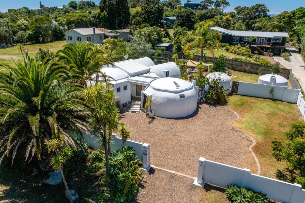 The surprise behind the walls. 