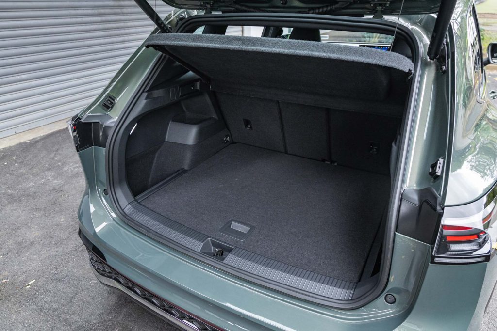 VW-Tiguan-R-boot-space