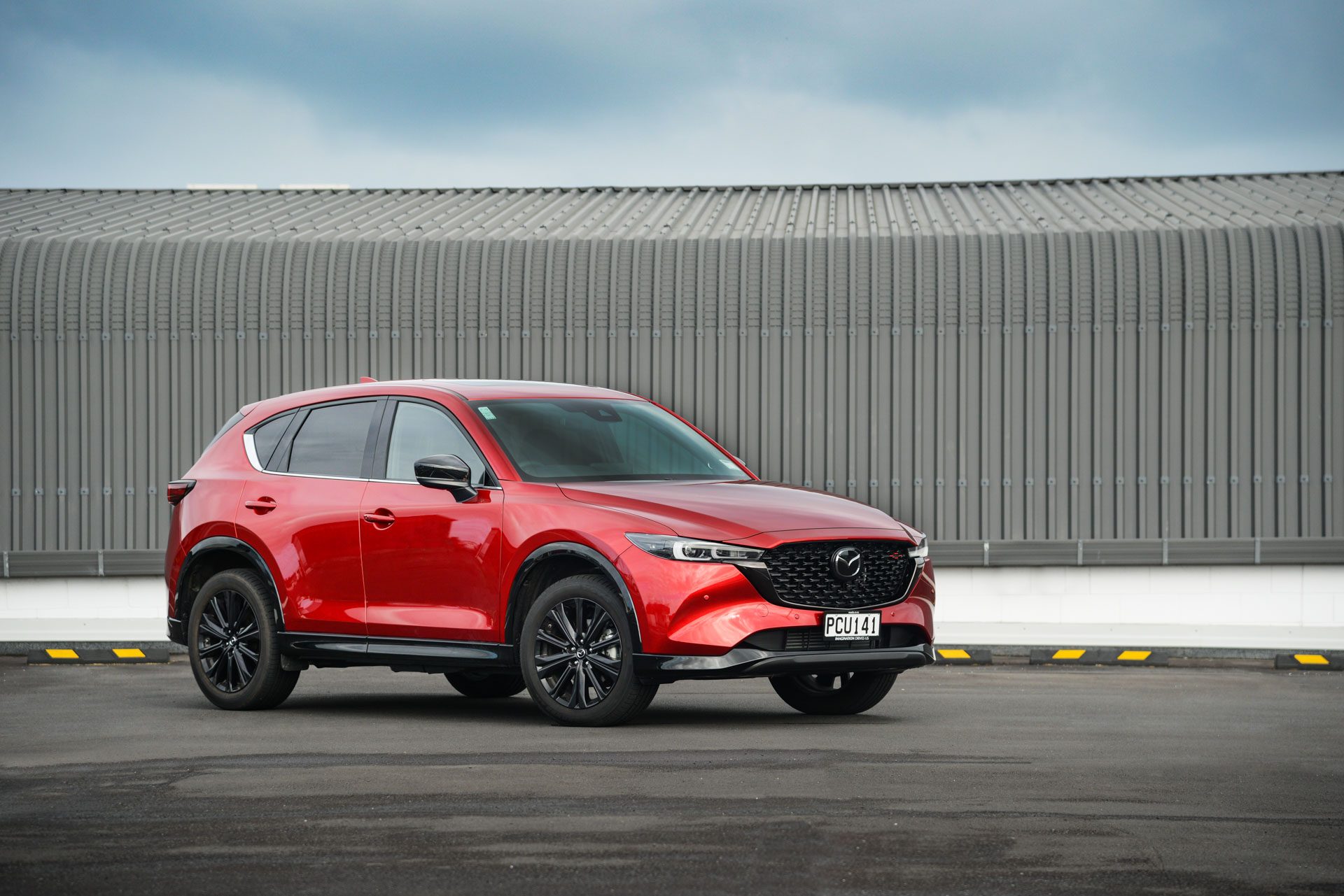 Red Mazda CX-5 SP25T front static