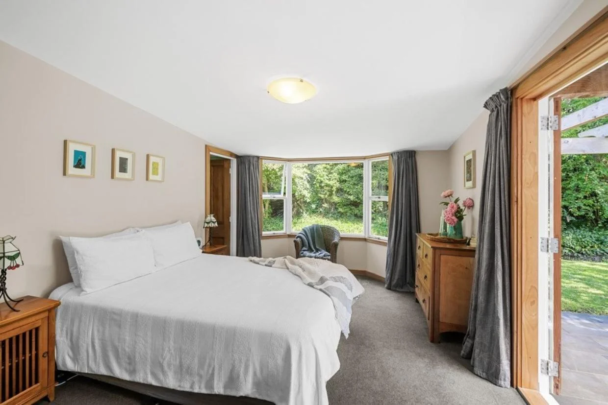 Bedroom with ensuite
