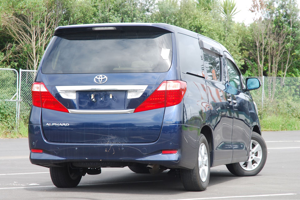 Toyota Alphard 2011 Rear Exterior