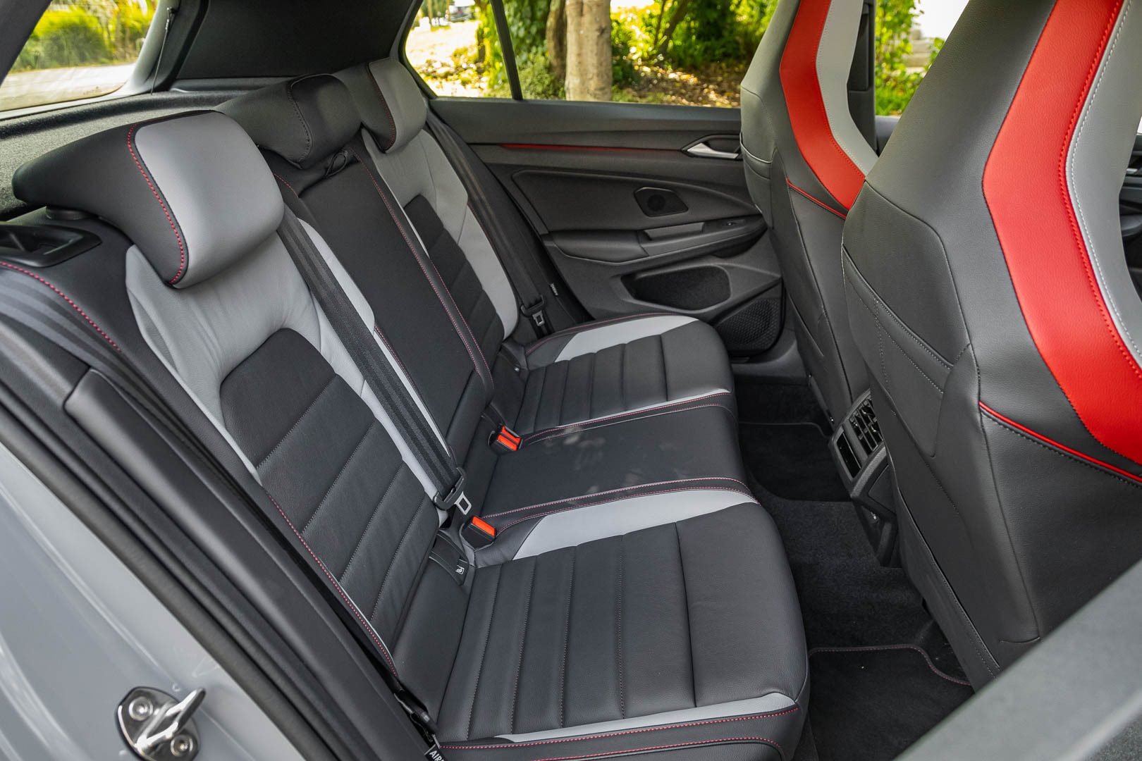 Volkswagen-Golf-GTI-rear-seat-space