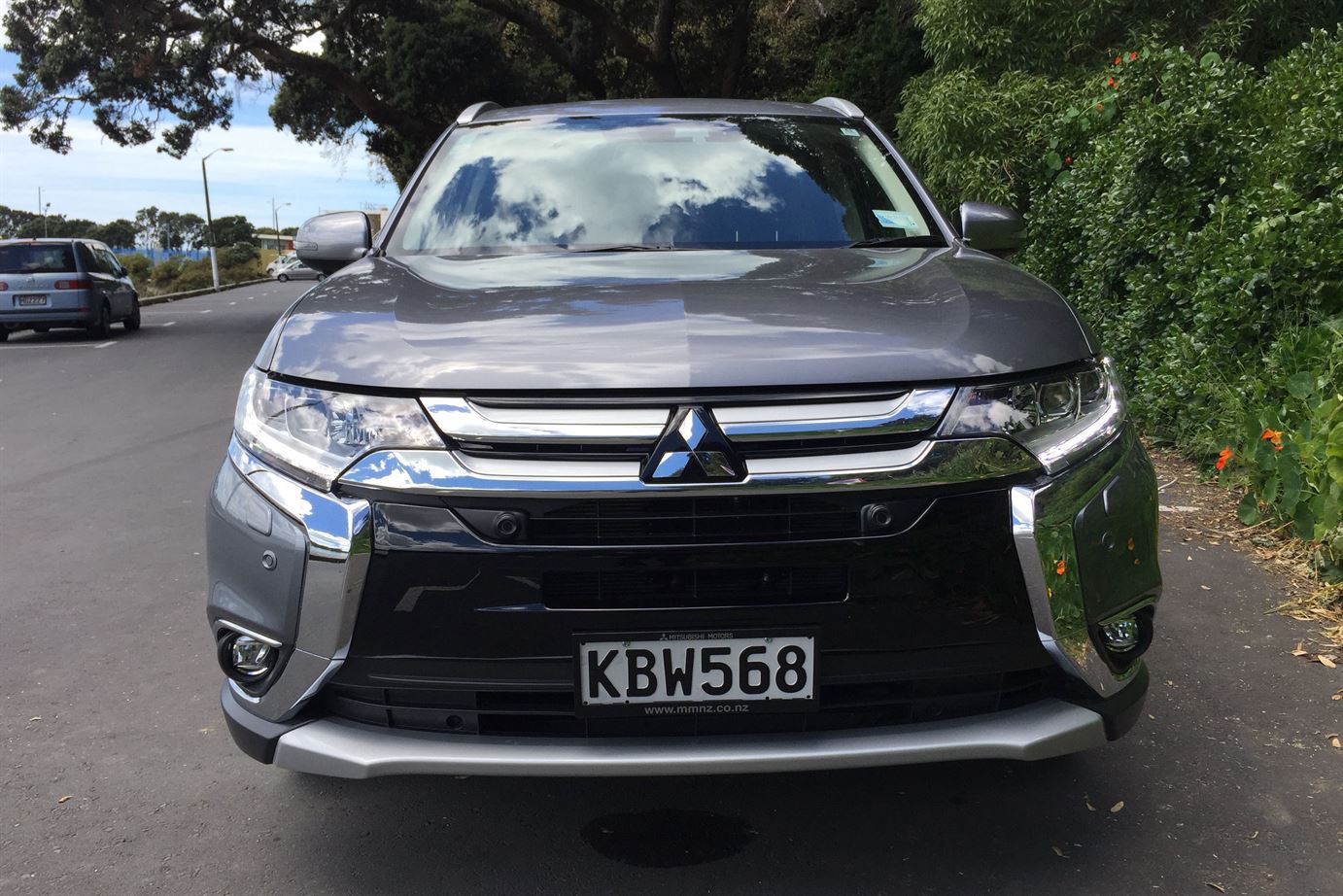 Mitsubishi Outlander 2017 Front